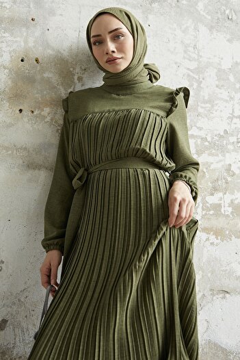 InStyle Φόρεμα από λινό πλισέ ώμου Ruffle - Χακί