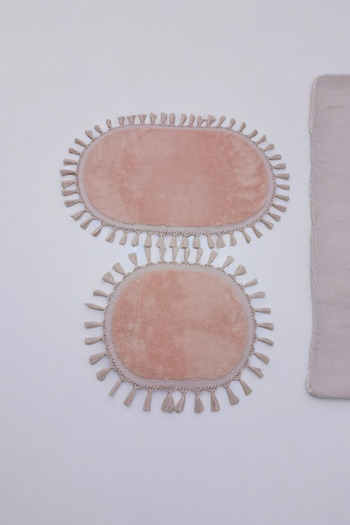 Altun 2Pcs Pink Pompom Fringed Post Plush Non-Slip Base Carpet