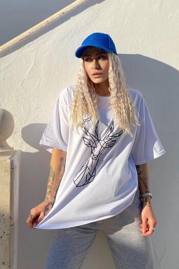 Swist White Deer Embossed Printed Crew Neck T-shirt