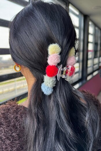TAKIŞTIR Mixed Color Latch Buckle with Pompom
