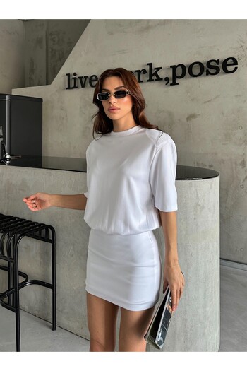 Laluvia Rochie tricou căptușită premium albă