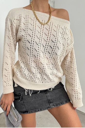bayansepeti Beige Knitwear Fabric Madonna Collar Fringe Detailed Basic Oversize Blouse 12312