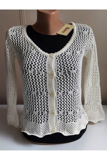 SİNAY TRİKO Women's Hollowed-Out Floral Patterned Short Seasonal Trend Cardigan