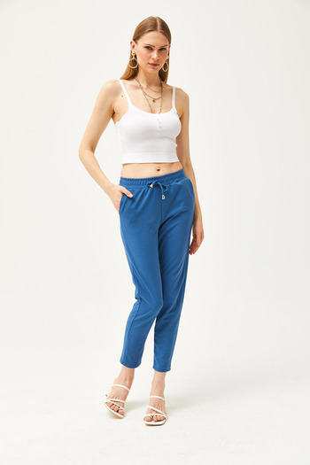 Olalook Women's Indigo Elastic Waist Pocket Carrot Trousers PNT-19000203