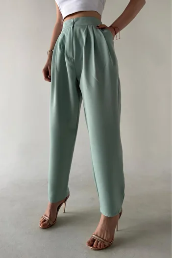 bb butik basic Easy Iron Carrot Trousers with Pleated Pockets BB-HVC9901