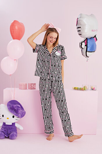 Siyah İnci Hello Kitty Licensed 100% Cotton Black and White Multicolor Buttoned Piping Pajamas Set