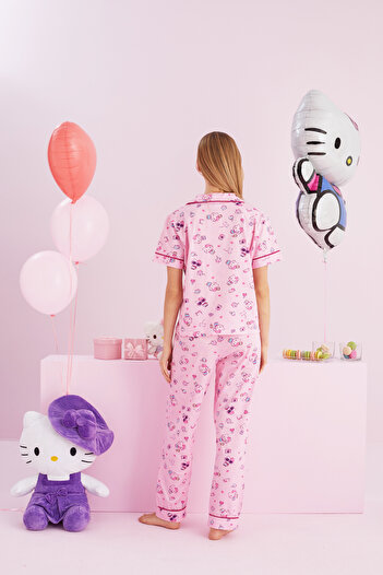 Siyah İnci Hello Kitty Lisanslı %100 Pamuk Pembe Çok Renkli Düğmeli Biyeli Pijama Takım