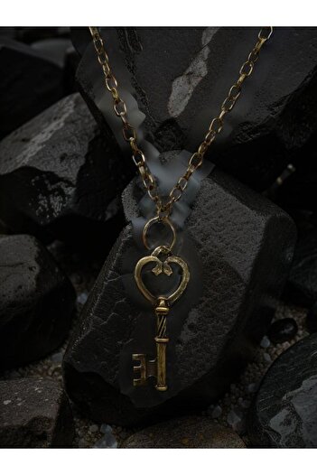 whocares Unisex Chain Necklace with Heart - Key Symbol, Antique Color Quality
