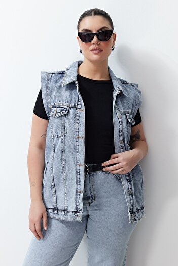 Trendyol Curve Light Blue Denim Vest TBBSS24BH00004