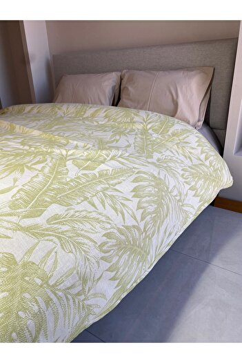 Lucy and Home 100% Cotton Leaf Patterned Double Pique, Bedspread 220x240cm