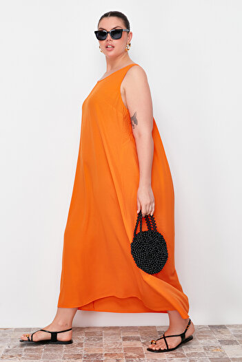 Trendyol Curve Long Brick Colored Crew Neck Dress - TBBSS24AH00108