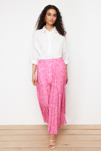 Trendyol Modest Fuchsia Floral Patterned Pleated Elastic Waist Woven Skirt TCTSS23EE00018