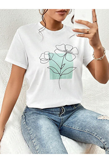 Benisengiydir Women's White Flower Bouquet Printed Oversize Crew Neck T-Shirt
