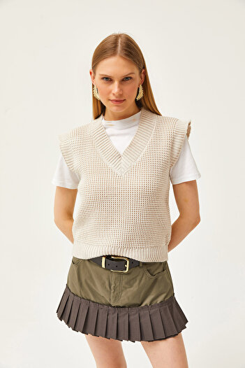 Olalook Women's Stone V-neck Honeycomb Knit Sweater SVT-00000035