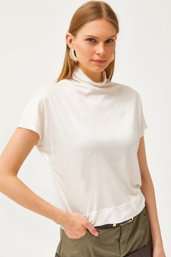 Olalook Weiße fließende Fledermausbluse mit Stehkragen für Damen BLZ-19002579