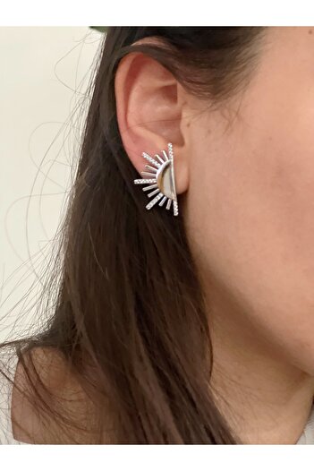 Junsui Accessories Rise Silver Earrings - Stylish and Comfortable Cut