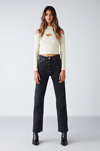 GRIMELANGE Vittoria Women's Knitwear Look Fabric Ecru Blouse with Off-the-Shoulder Corded Fabric