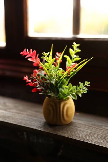 Trend KenT Dds-101 Artificial Flower Arrangement in a Pot, with Stone Moss, Realistic Look New Trend 01