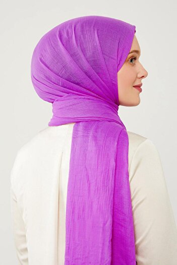 Levidor Fuchsia Wrinkled Fabric Hawaiian Shawl