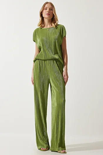 Happiness İstanbul Women's Pistachio Green Pleated Comfortable Blouse Pants Set MC00283