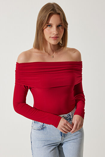Happiness İstanbul Women's Red Off-the-Shoulder Gather Detailed Blouse FF00161