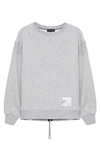 Quzu Back Zipper Detailed Sweatshirt Grimelange