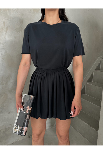 Laluvia Black Balloon Skirt Modal Set