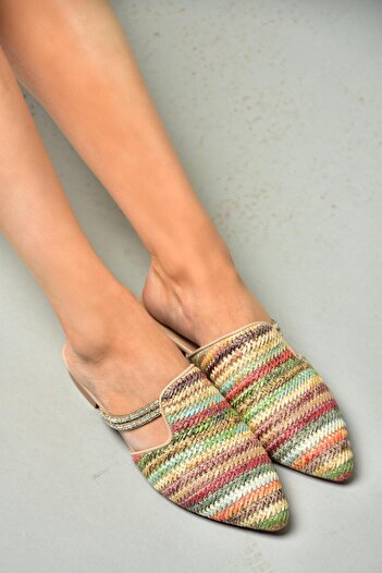 Fox Shoes P820031417 Colorful Straw Stone Detailed Women's Slippers