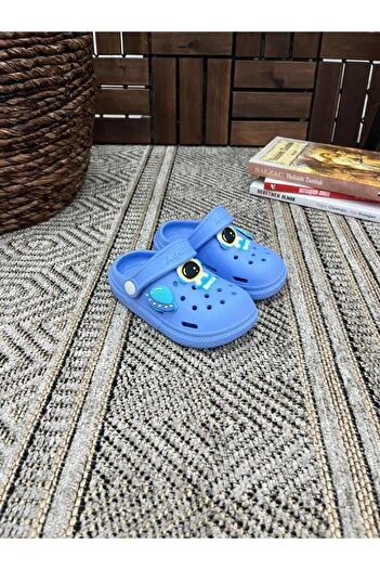 Behtah Kundura Girls Boys Kids 4 Pieces Cross Jibbitz Ornate Gift Closed Front Garden Pool Daily Sandals Slippers