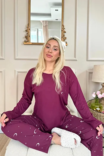 Pijamaevi Set de pijamale de damă cu mânecă lungă din bambus, cu model de stele Plum Moon