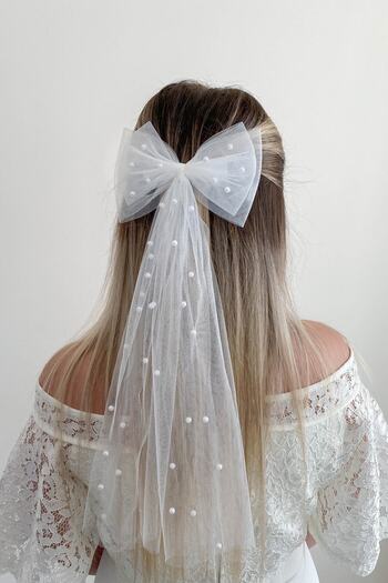 By Nur Erten White Pearl Tulle Bow Bridal Hair Clip, Pearl Veil and Pearl Outdoor Shoot Photo Clip