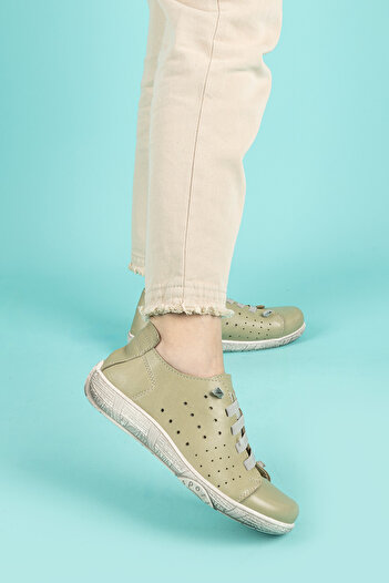 Getcho Dunde Women's Genuine Leather Green Casual Shoes