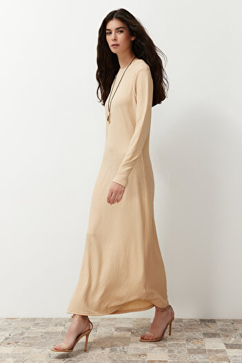 Trendyol Modest Σετ Πλεκτό Κιμονό και Φόρεμα Μπεζ - TCTSS24EB00203