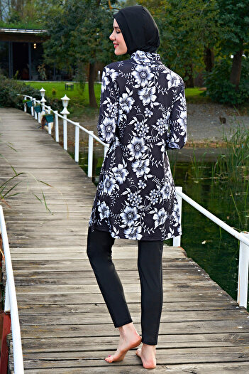 Ruko Maio MIRATES Black and White Floral Patterned Micro Fabric Hijab Swimsuit