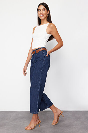 Trendyol Collection Tmavě modré džíny Culotte s vysokým pasem s páskem TWOSS24JE00303