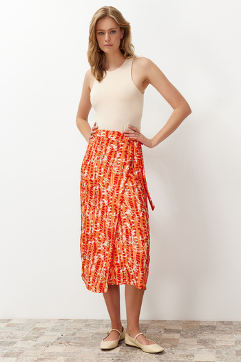 Trendyol Collection Orange Floral Patterned Viscose Fabric Midi Woven Skirt TWOSS23ET00294