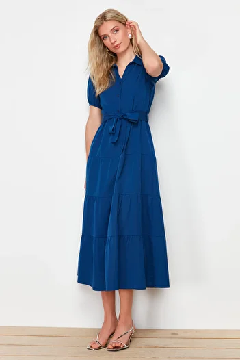 Trendyol Collection Μαξι υφαντό φόρεμα πουκάμισου με γιακά λουλακίου TWOSS24EL00861