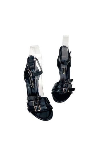 bescobel Women's Efyam Black Patent Leather 3 Buckle Bathed Ankle Strap Evening Dress Shoes 9 Cm