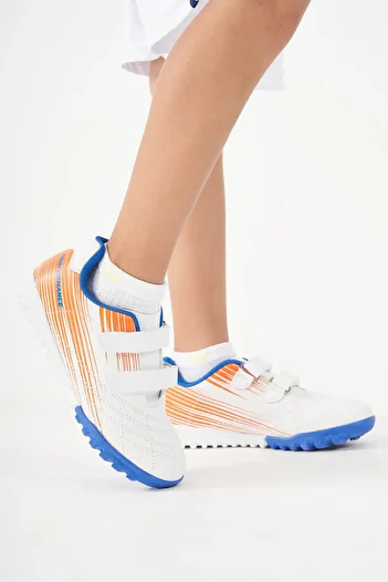 Cool Kids Ronaldo White Boys' Astroturf Football Shoes