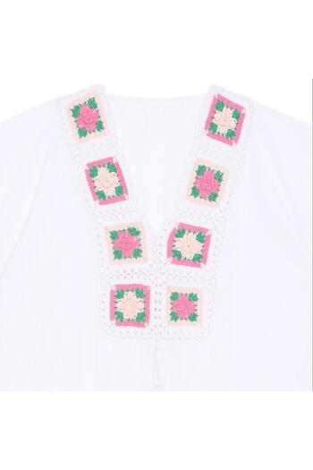 Soma Kadın Atölyesi Somakadın Hand Embroidered Pink Green Collar White Pareo Lacy Cotton Fabric with Tassels StndSize White