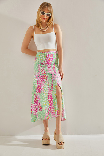 Bianco Lucci Women's Green-Pink Side Hidden Zipper Slit Floral Skirt60251034