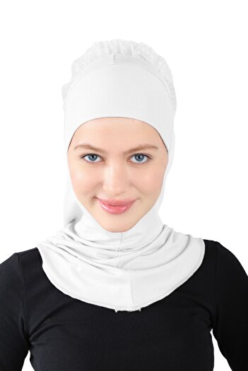 Ecardin White Viscose Large Laced Hijab with Knobs - St 124