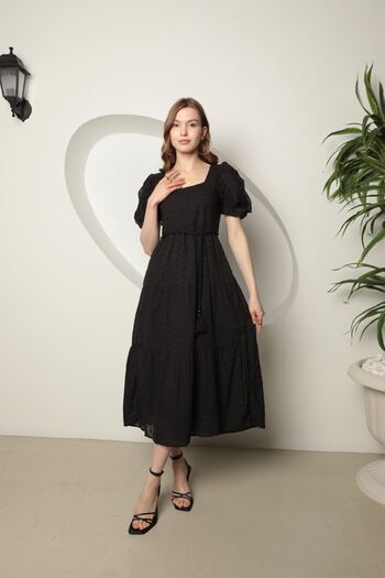 lovebox Scallop Fabric Women's Square Collar Balloon Sleeve Belt Detailed Midi Dress
