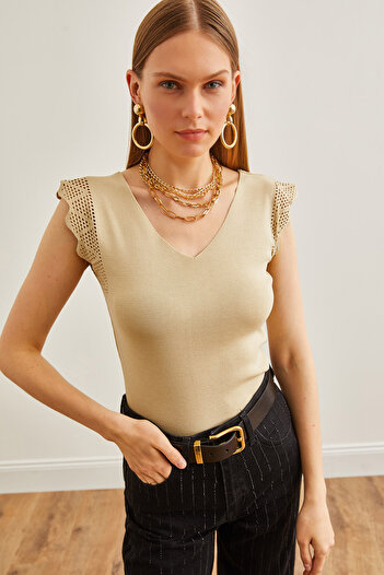 Olalook Damen Strickbluse mit V-Ausschnitt und durchbrochenem Muster in Stein BLZ-19002631