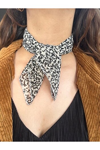 ARASKO Dalmatian Patterned Square Chiffon Scarf 45X45