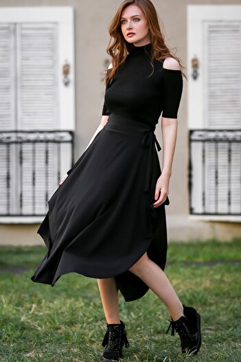 Chiccy Women's Black Asymmetrical Casual Skirt C10110000ET99536