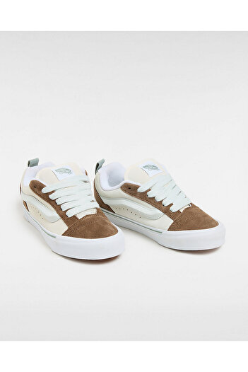 Vans Knu Skool - Comfortable and Fashionable Sneakers