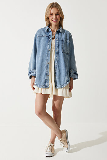Happiness İstanbul Women's Medium Blue Oversize Denim Jacket RV00186