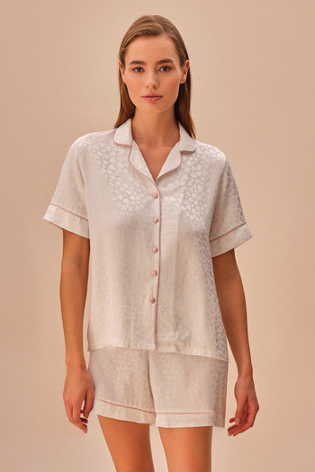 SUWEN Ivory Masculine Shorts Set