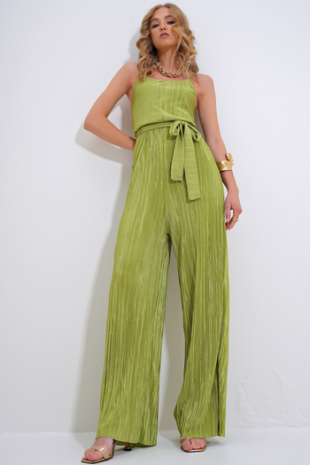 Trend Alaçatı Stili Women's Oil Green Strappy Waist Belted Chest Low-cut Pleated Jumpsuit ALC-X12192